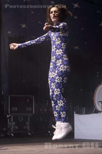 YELLE - 2015-06-28 - PARIS - Hippodrome de Longchamp - 